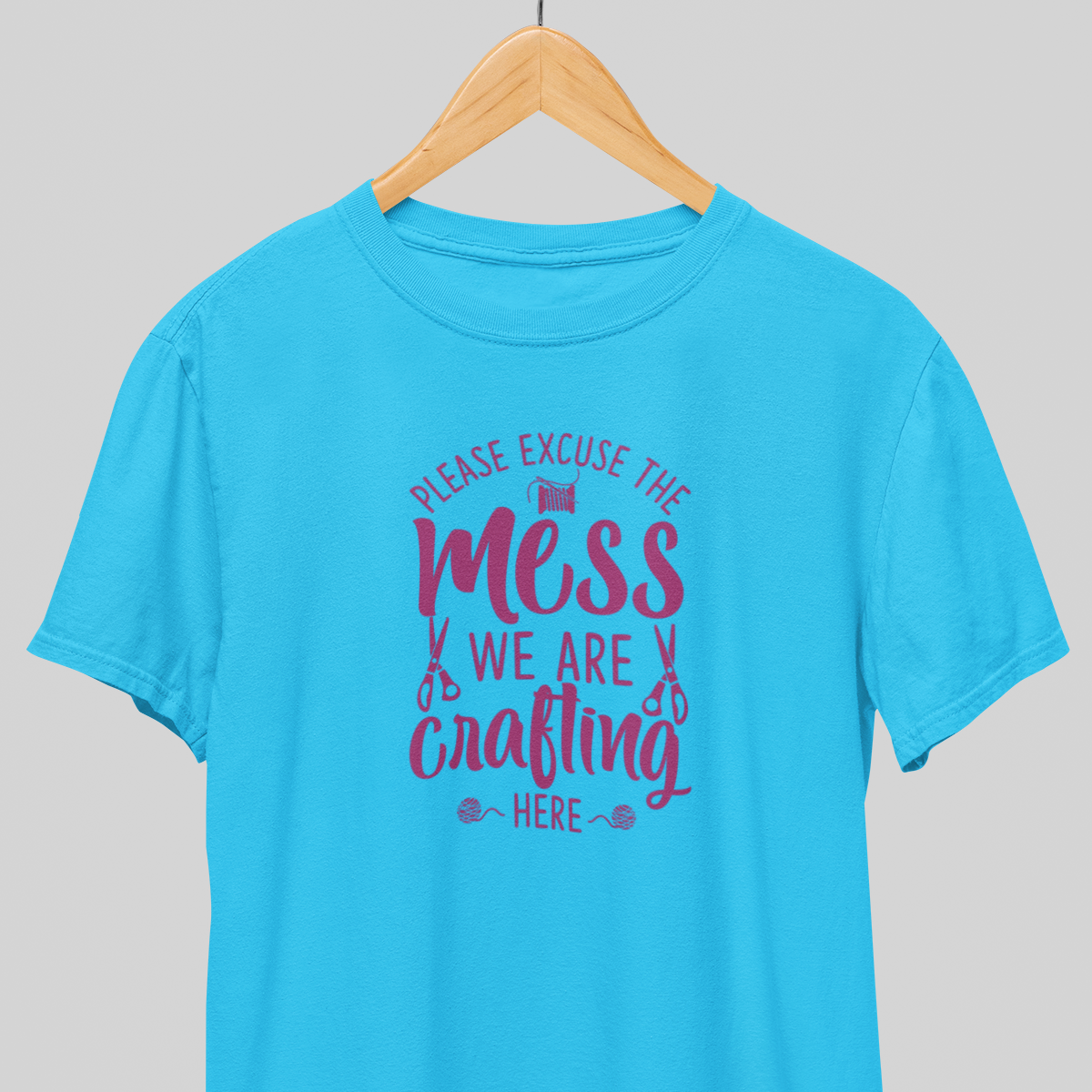 Excuse the mess : Happy Tee