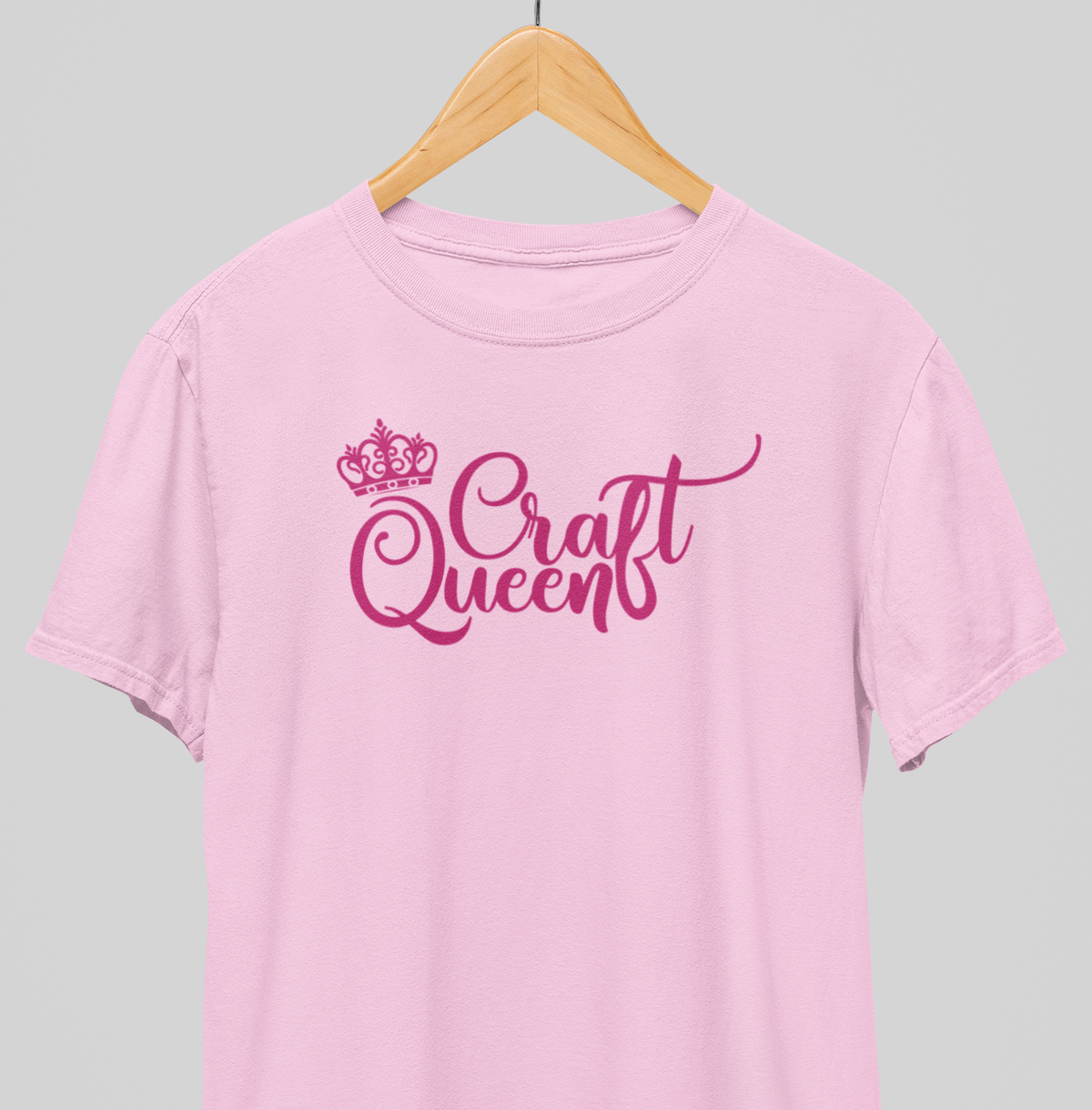 Craft Queen : Queen Tee