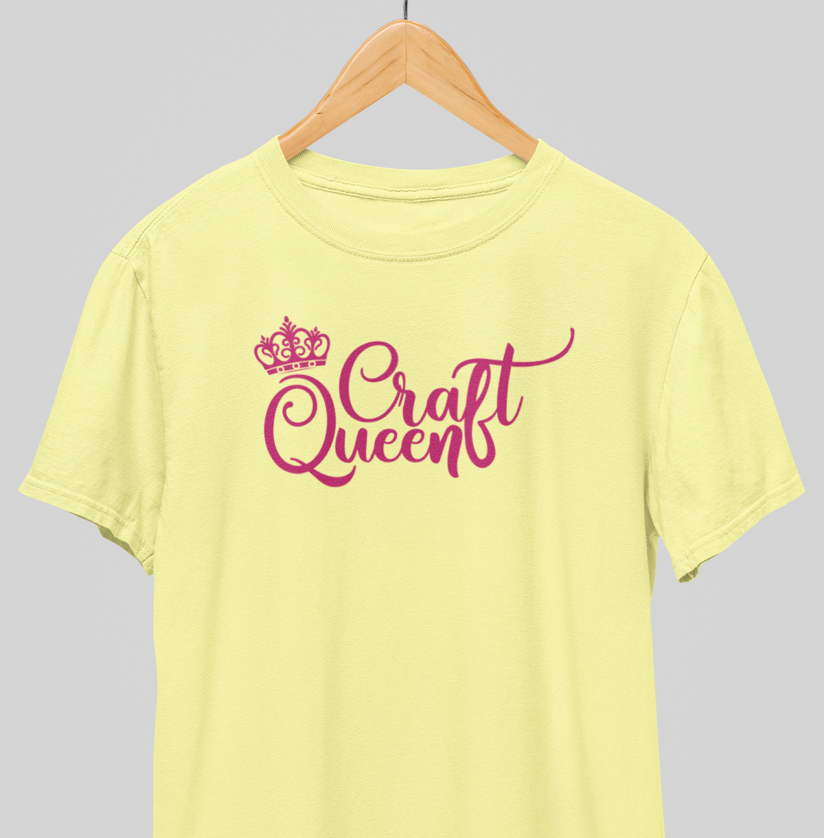 Craft Queen : Queen Tee