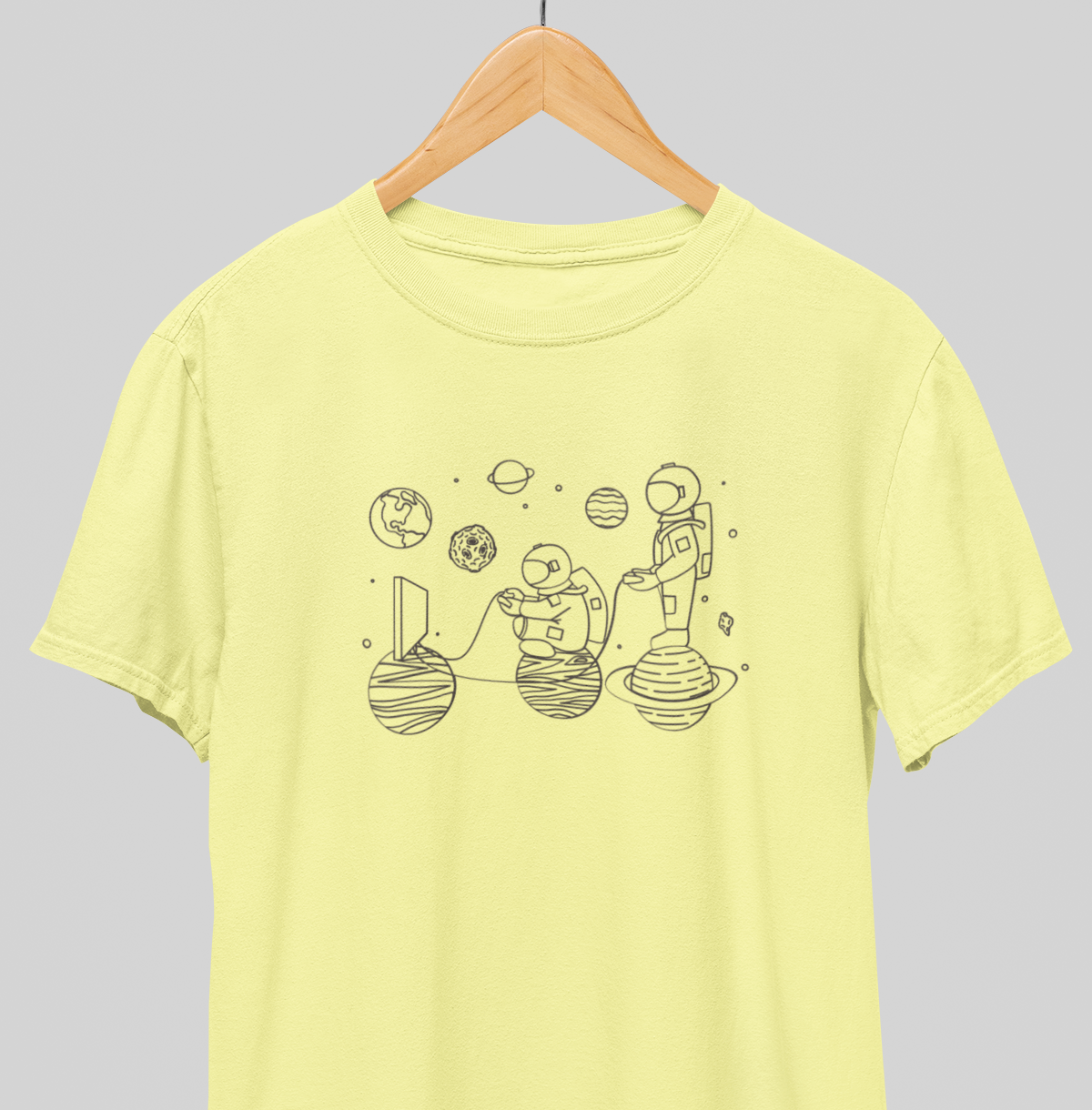 Space Gamers : Cosmic nerds Tee